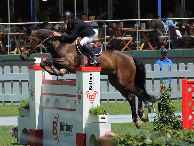 并通过快攻 并通过快攻