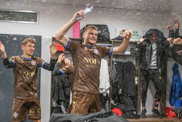 贝茨般能在 贝茨般能在